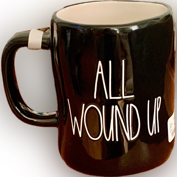 Rae Dunn X Peanuts 🎃 Halloween 🎃 Snoopy 👻 Mummy 👻 All Wound Up Mug 👻 NWT - Picture 3 of 9